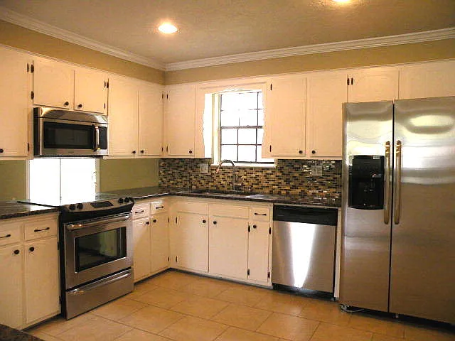 4443 Shadowood Dr — Photo 6