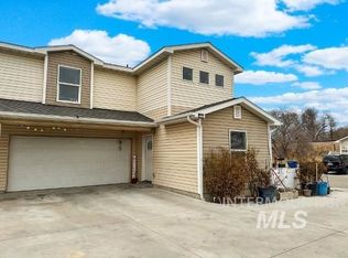 1927 E Shortline Dr, Nampa, ID 83687