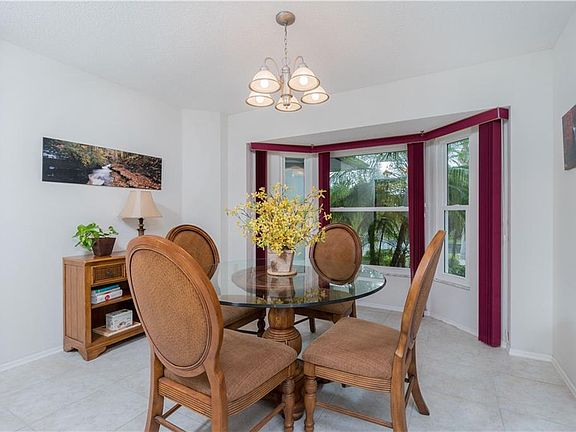 4th image of 265 Brighton Ct