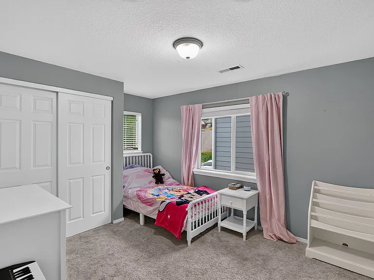 16347 SE Maduros Way — Photo 13