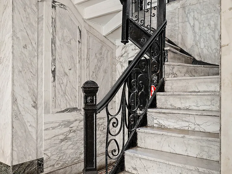 55 Tiemann Pl #33 — Photo 13