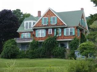 36 Cottage Rd, Jefferson, NH 03583