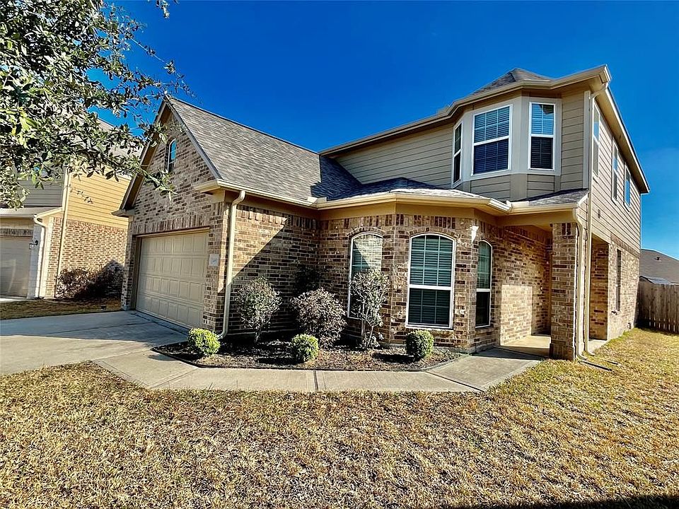 1st image of 14902 Breezy Forest Ln