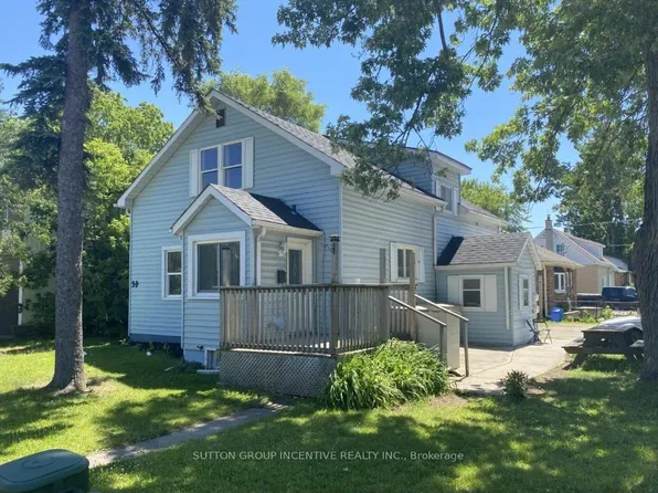 39 Donald St, Barrie, ON L4N 1E4