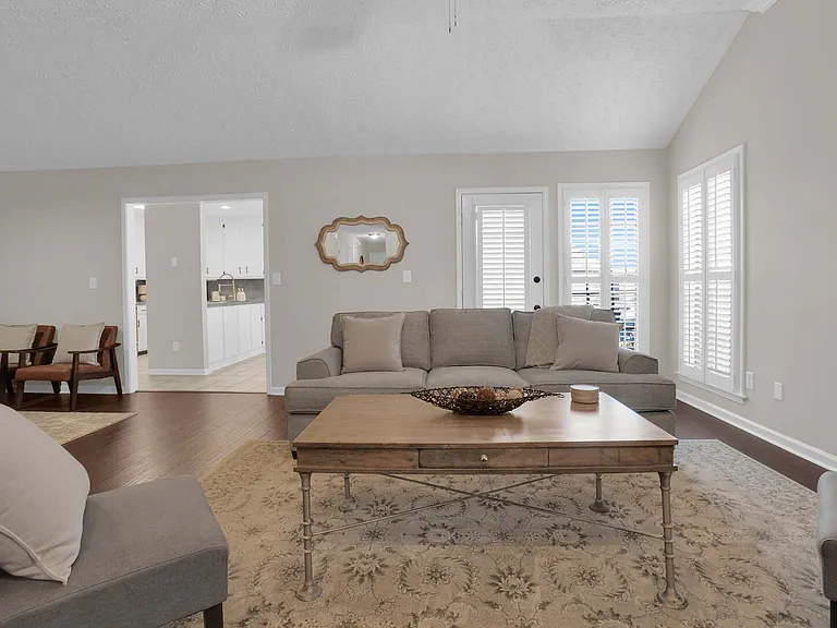 Ware Hill Dr — Photo 11