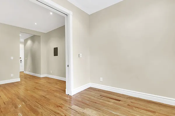 Rented by Cooper & Cooper Real Estate | media 11