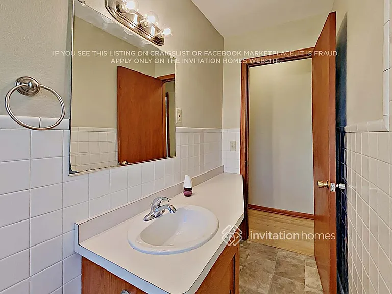 8616 Oakland Ave S — Photo 14