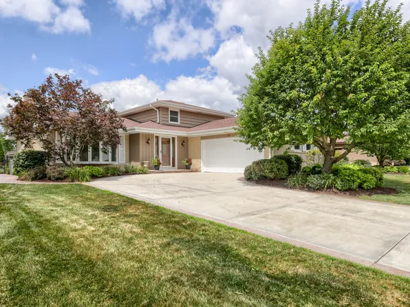 434 Timothy Ct, Schaumburg, IL 60193