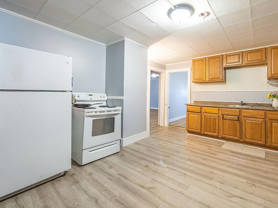 1st image of 413 Cumberland St #1
