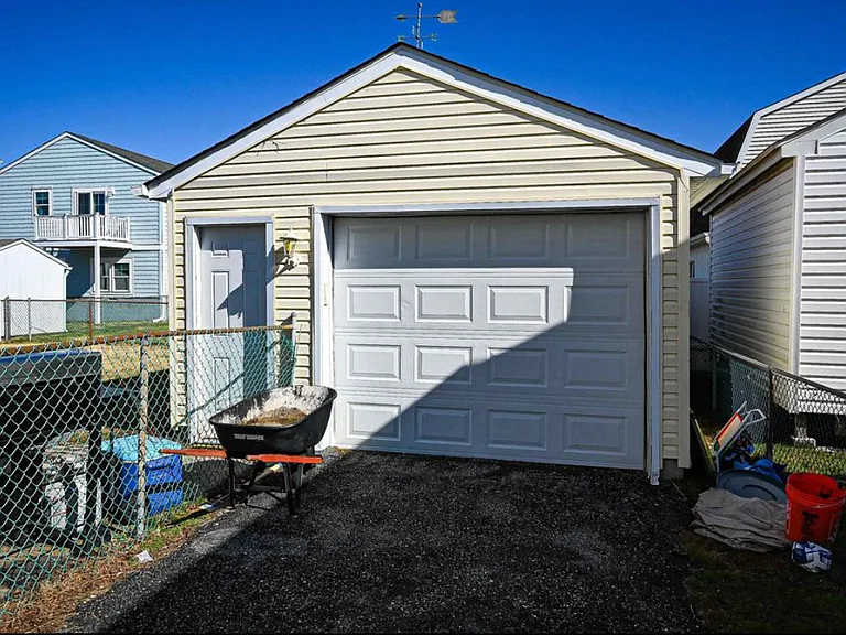 214 Sunray Rd — Photo 21
