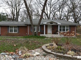 2429 Churchill Rd, Springfield, IL 62702