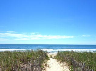 (Undisclosed Address), Amagansett, NY 11930