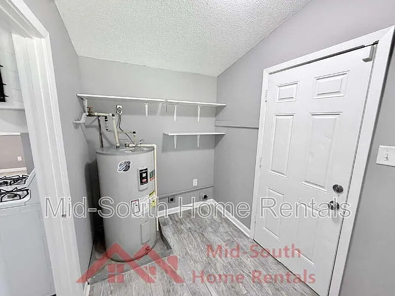 1775 Colonial Hills Dr — Photo 19