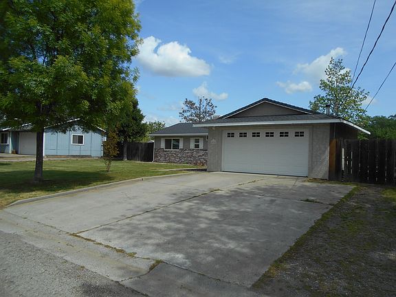 3rd image of 8020 Los Altos Dr