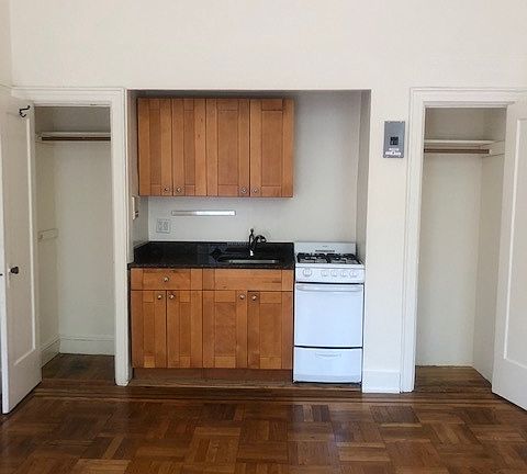 2nd image of 181 Amity St #2L