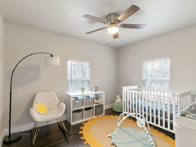 1506 E Waco Ave — Photo 18