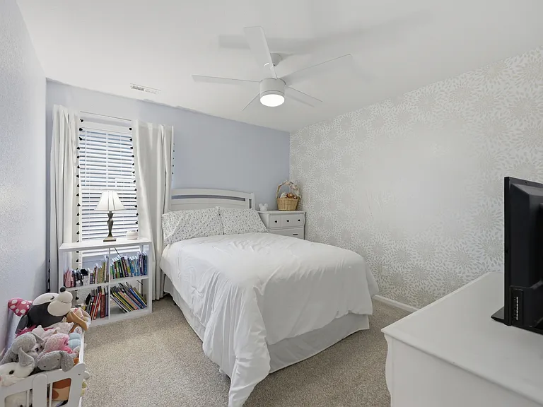 202 Shady Oaks Way — Photo 14