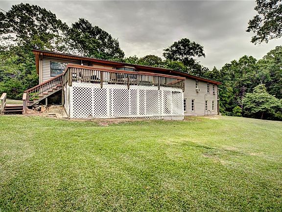 3rd image of 433 N Lake Dr