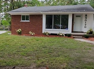 30170 Susan Ct, Inkster, MI 48141