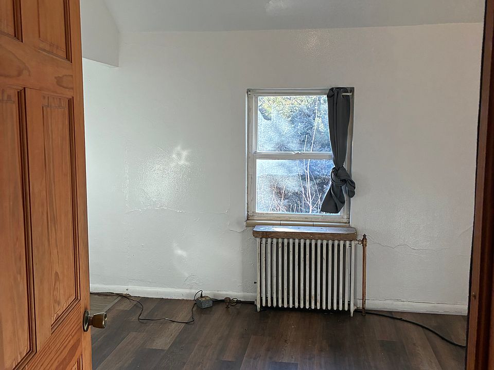 2nd image of 610 Colorado Ave #10