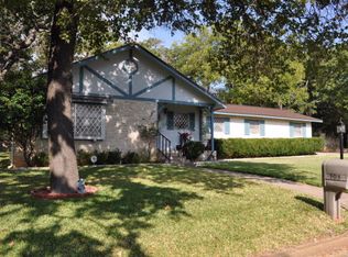 203 Tanglewood Dr, Fredericksburg, TX 78624