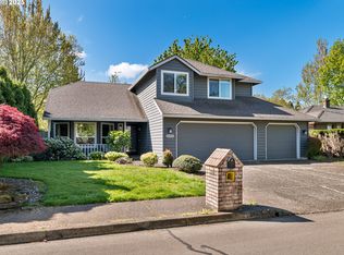 16406 NE San Rafael Dr, Portland, OR