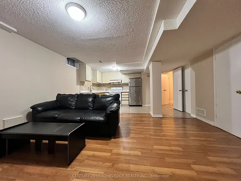 35 Irenemount Cres #BASEMENT — Photo 6