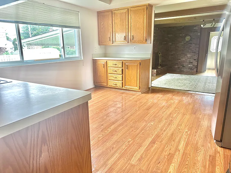 32307 Cambridge Dr — Photo 21