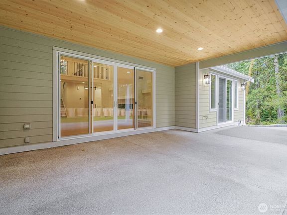 5th image of 2446 64th Avenue NW