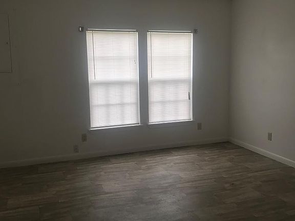 3rd image of 705 W Washington Ave