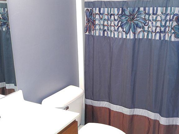Main bathroom