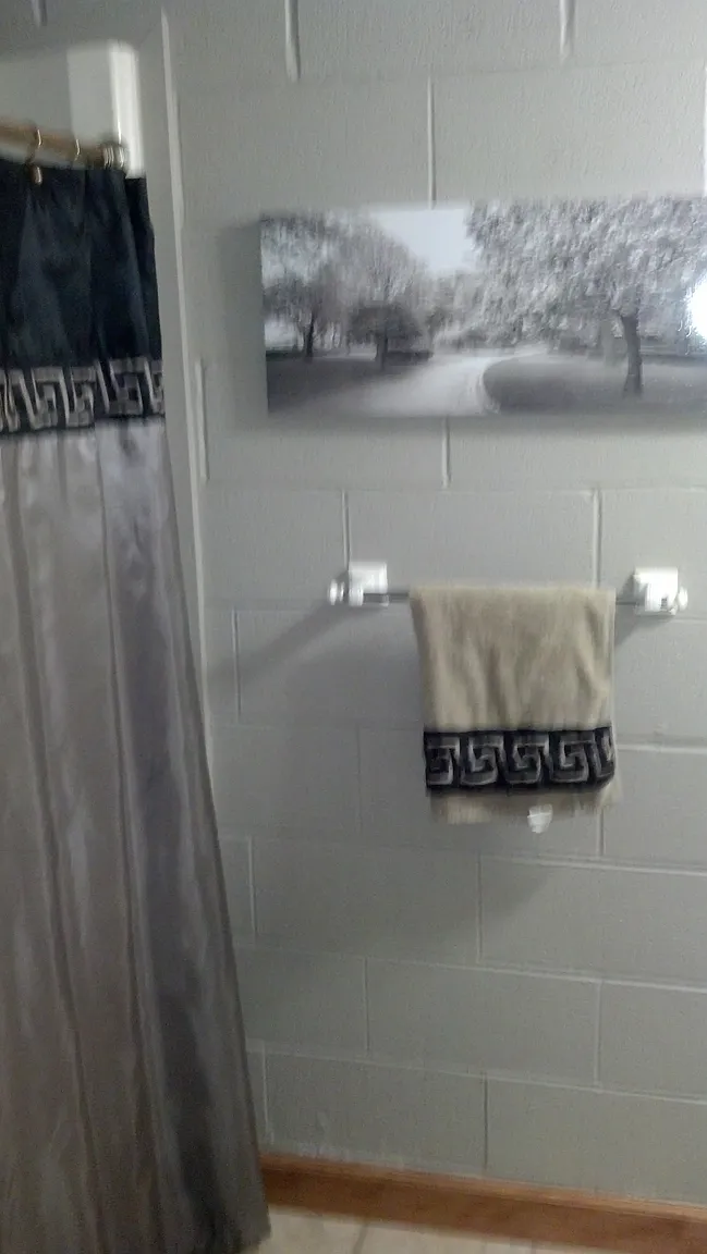147 Maple Ave photo 1