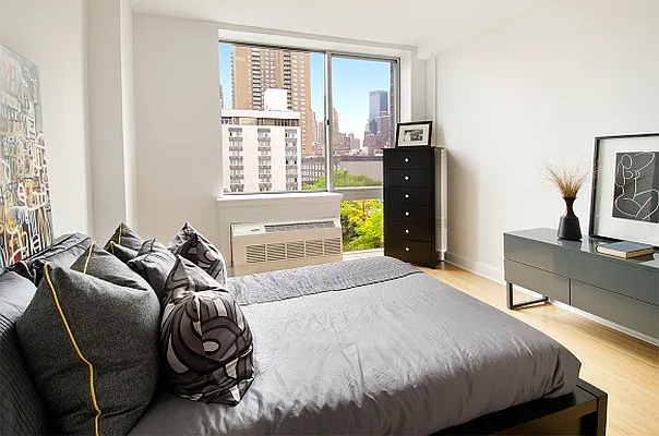 Sold by BLU Real Estate | media 2