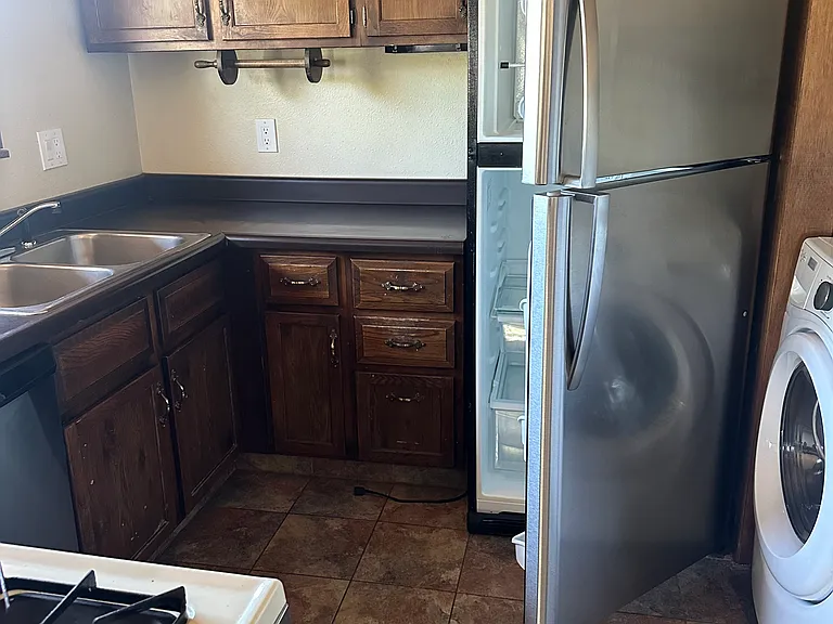760 Conifer Cir — Photo 1