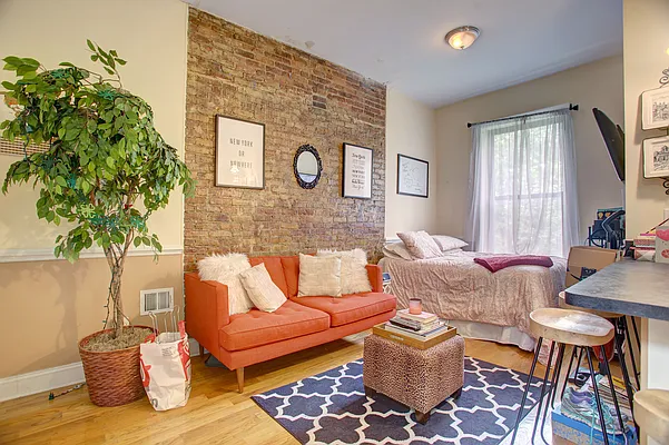 Rented by Corcoran | media 2