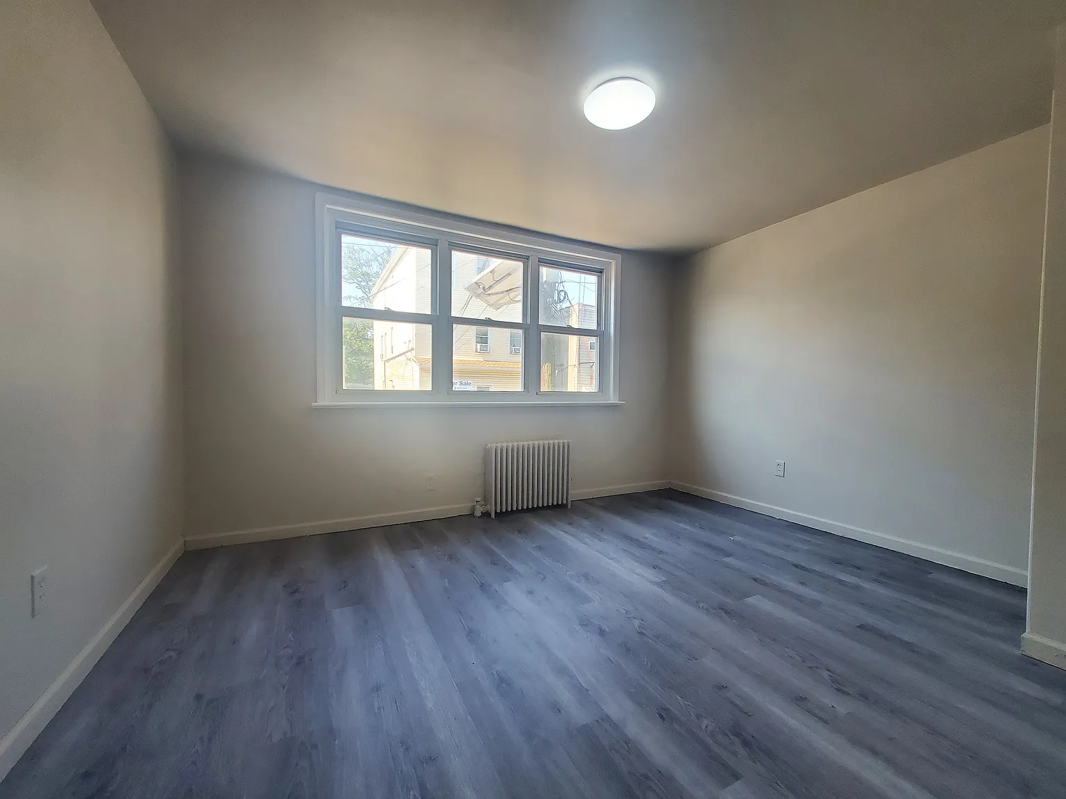 1 bed, 650 sqft, $2,200 — Photo 3