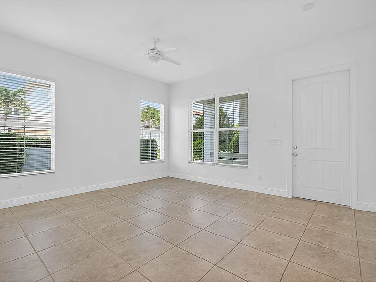 4029 Faraday Way — Photo 7