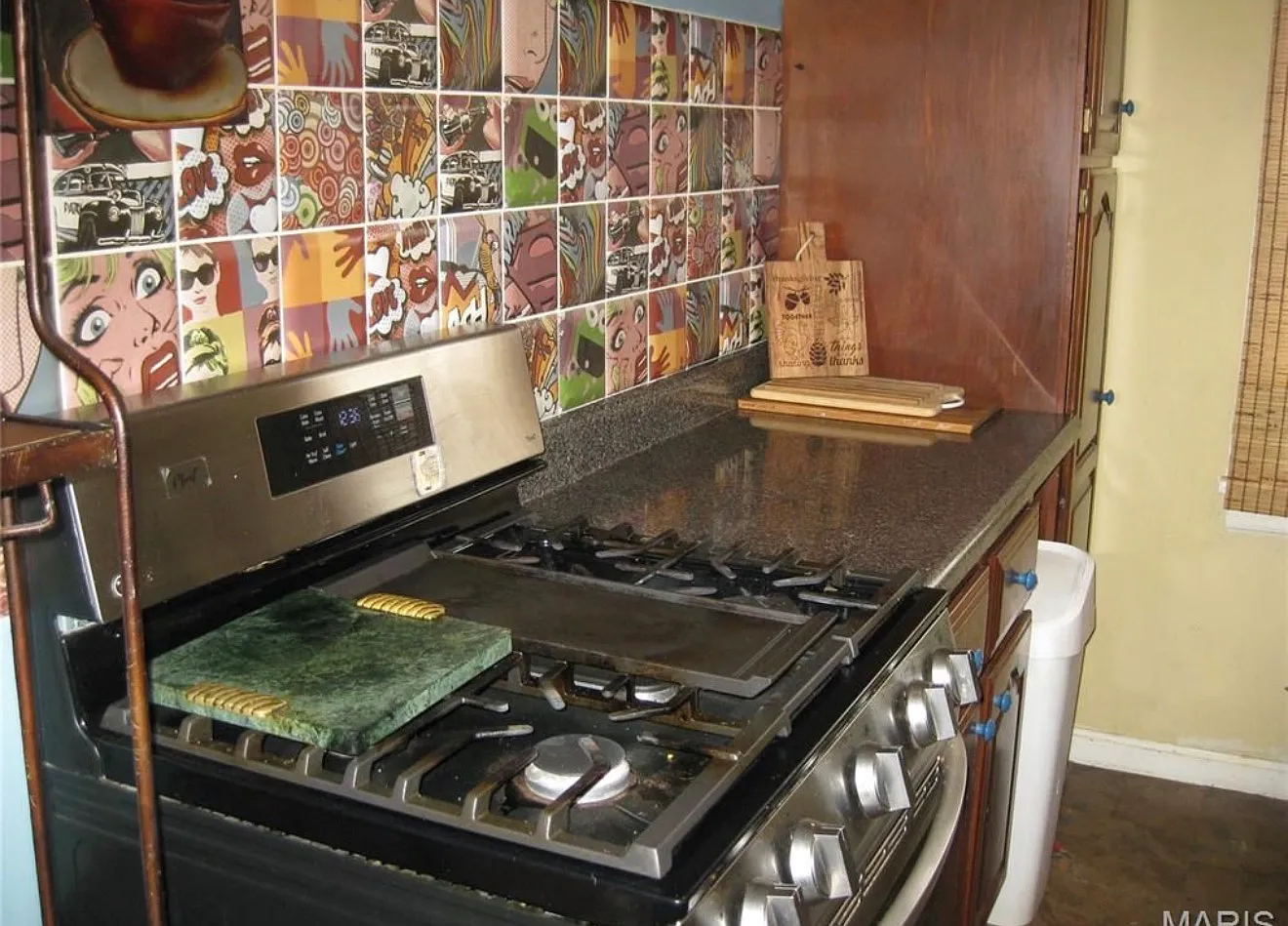 2 bed, 875 sqft, $1,200 — Photo 3