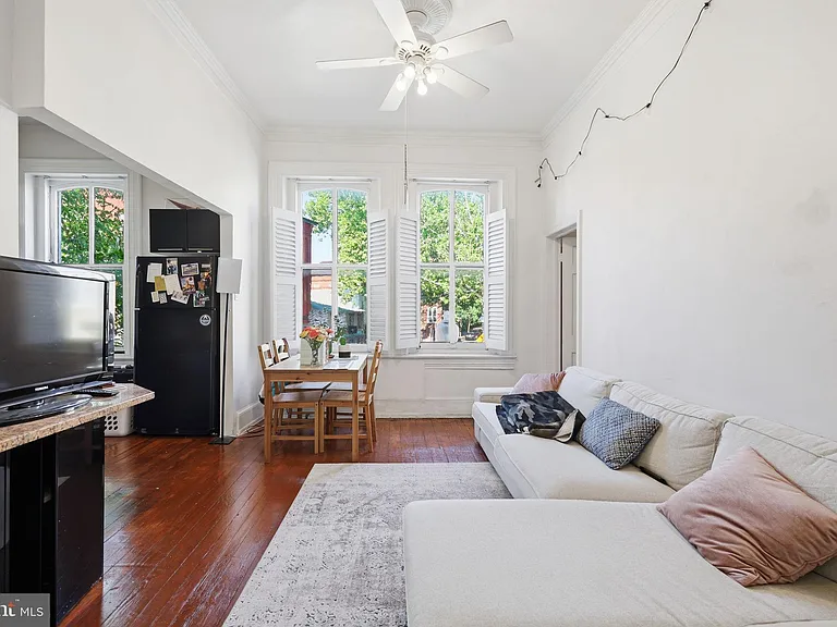 1419 Wisconsin Ave NW #1 — Photo 2
