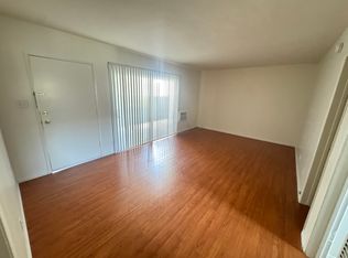 13507 Victory Blvd APT 5, Van Nuys, CA 91401