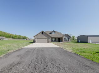 19480 S Coyote Dr, Claremore, OK 74019