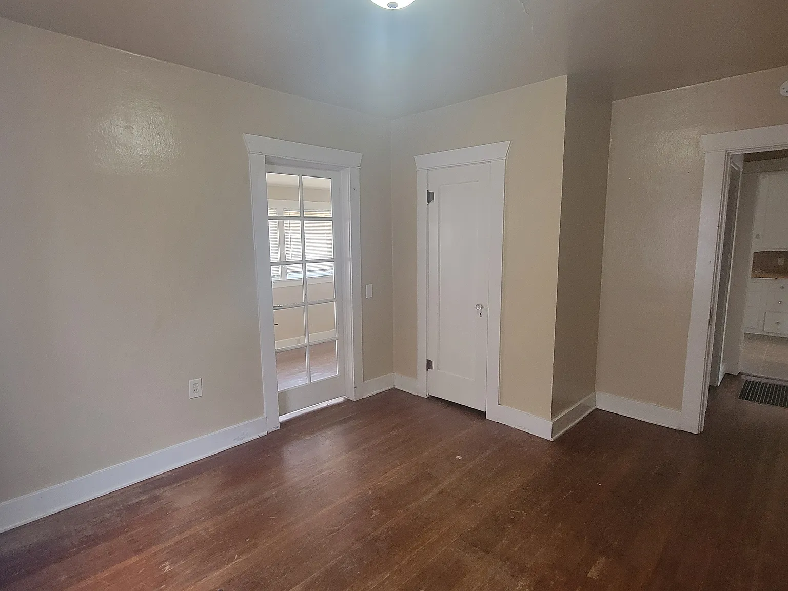 2 bed, 1406 sqft, $1,450 — Photo 4