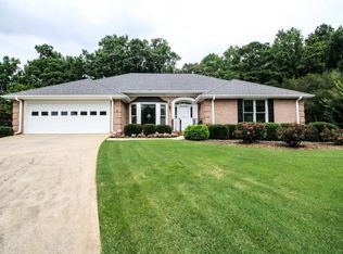 230 Hidden Meadow Dr, Alpharetta, GA 30004