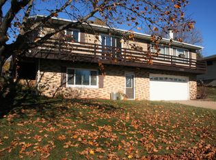 1225 Rosewood Trl, Onalaska, WI 54650