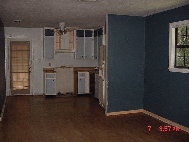 2nd image of 4110 Brewster Rd