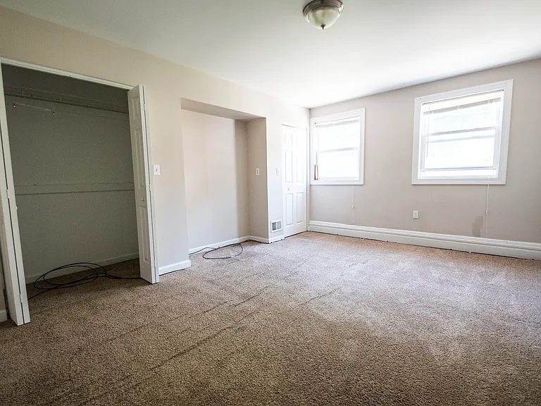 2619 Josephine St — Photo 7