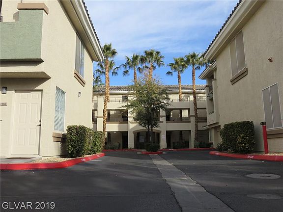 3rd image of 7135 S Durango Dr Unit 215