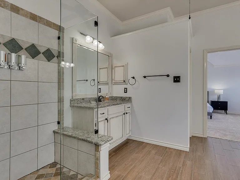 2800 Cherry Spring Ct — Photo 22