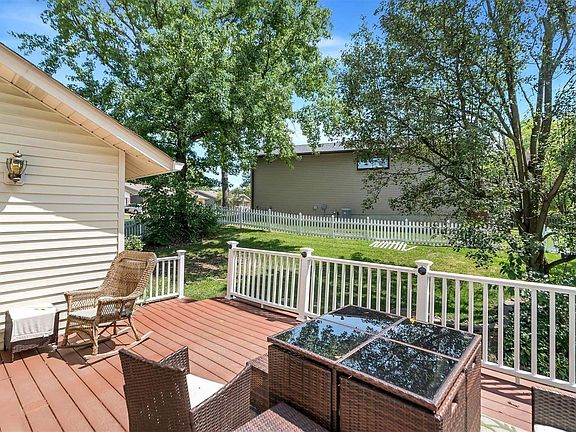 4th image of 7036 Briar Bluff Dr