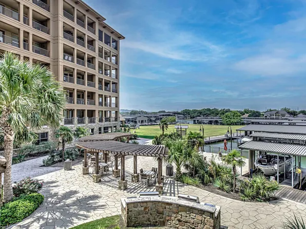 1000 The Cape #15, Horseshoe Bay, TX 78657